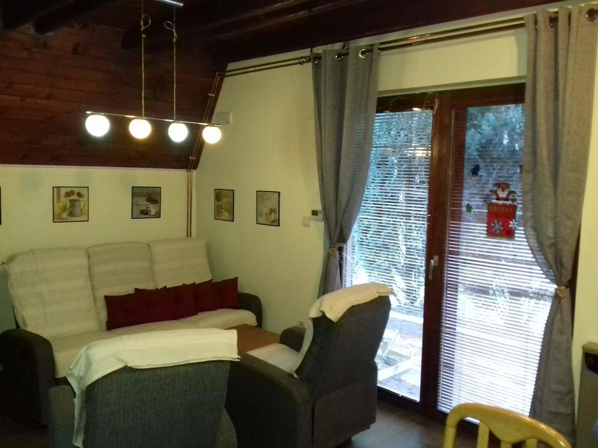 Viola I Detelina Apartments Перучац Экстерьер фото